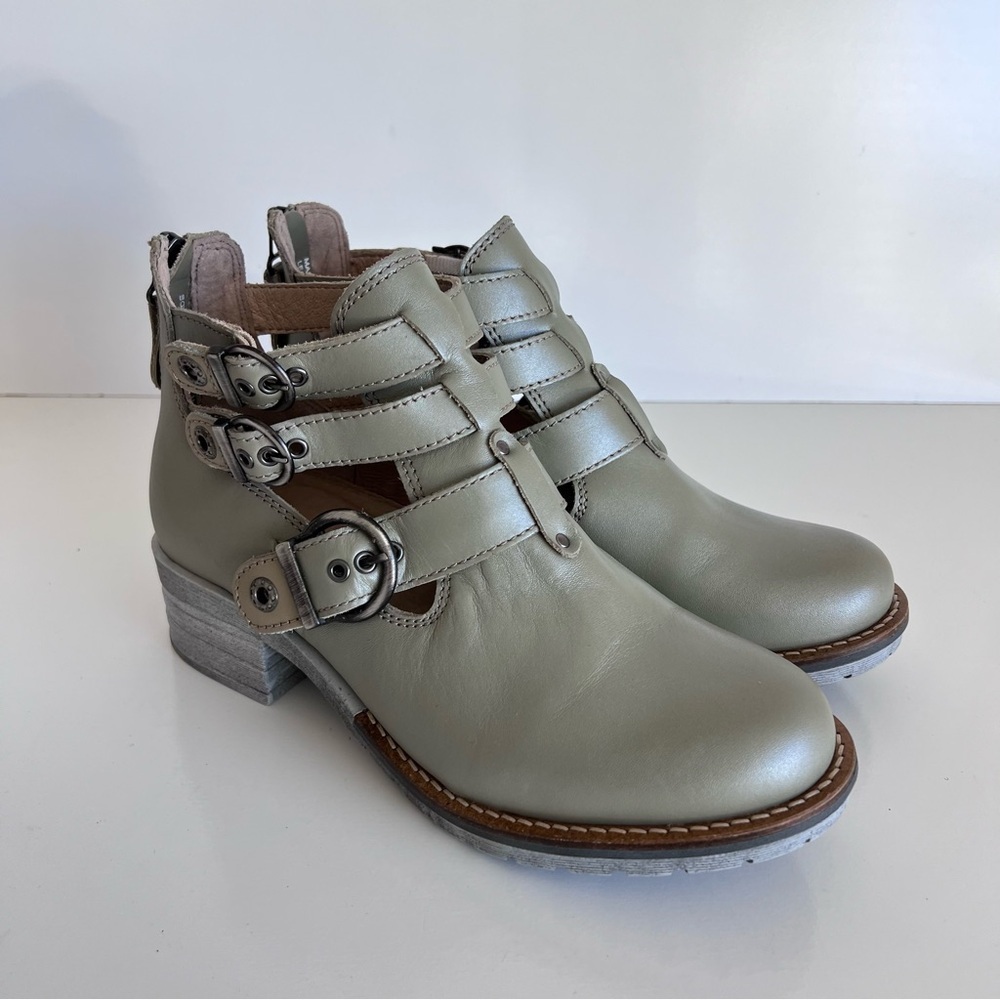 Dromedaris Kelsy Sage Green‎ Pearl Boots